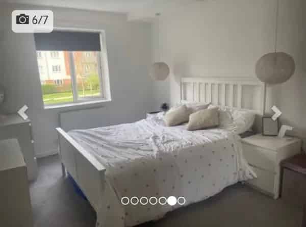 Spacious 2 Bed Flat with Outdoor Space