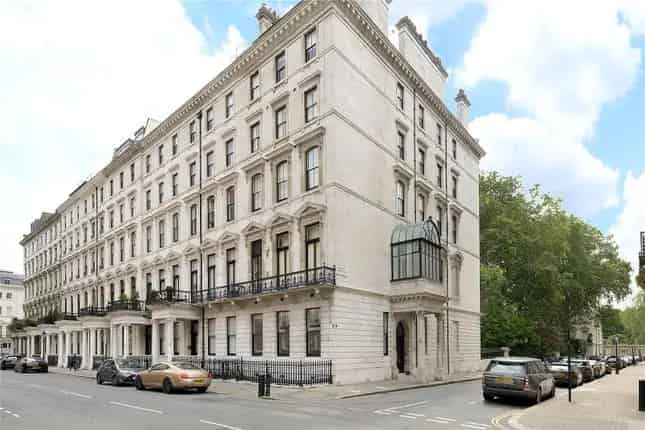Ground Floor Maisonette Ennismore Gardens Knightsbridge