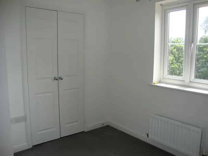 2 Bedroom Apartment To Let Solihull Canal Views