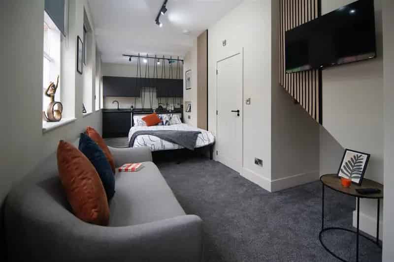 Studio to Rent