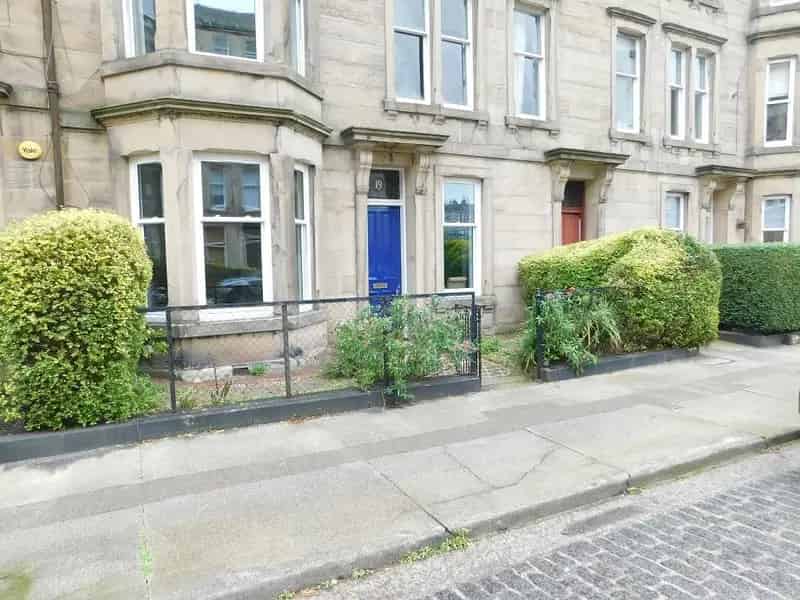 2 Bedroom Flat to Rent for Professionals