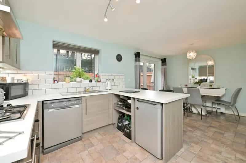 Family Home with Converted Garage and Ensuite