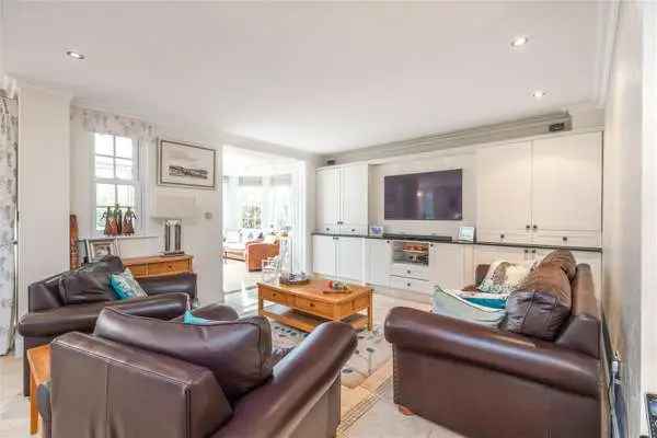 Cliff Way, Compton, Winchester, Hampshire, SO21 2AP | Property for sale | Savills