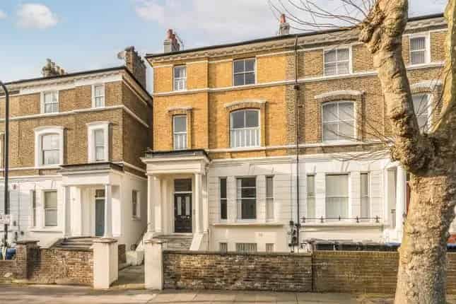 Victorian House for Sale in Queens Park