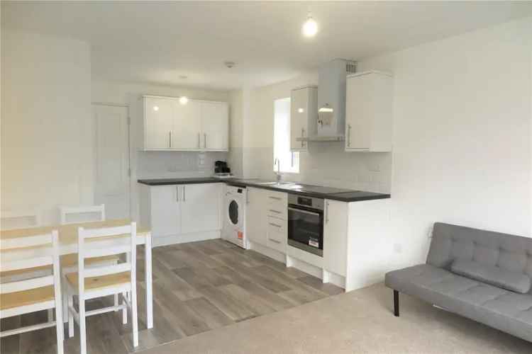 3 Bedroom Apartment near UCA Farnham