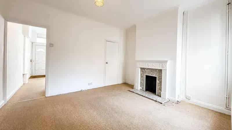 2 Bedroom Victorian Terraced House for Sale