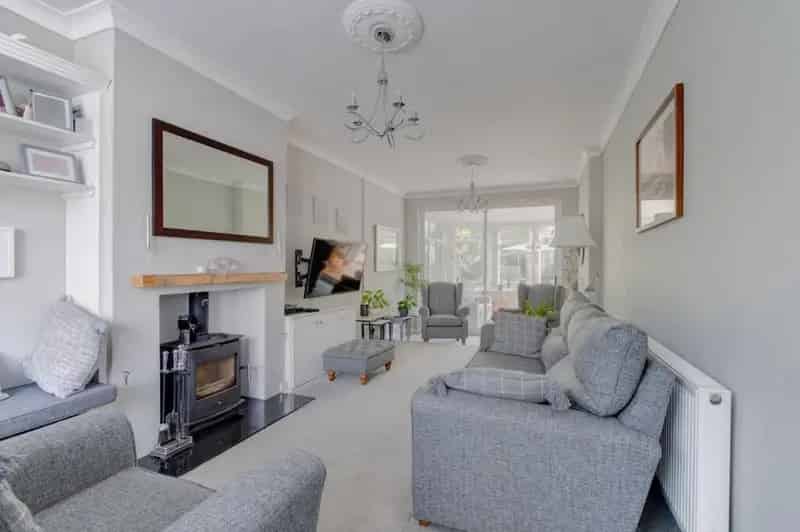 4 Bedroom Semi-Detached House for Sale