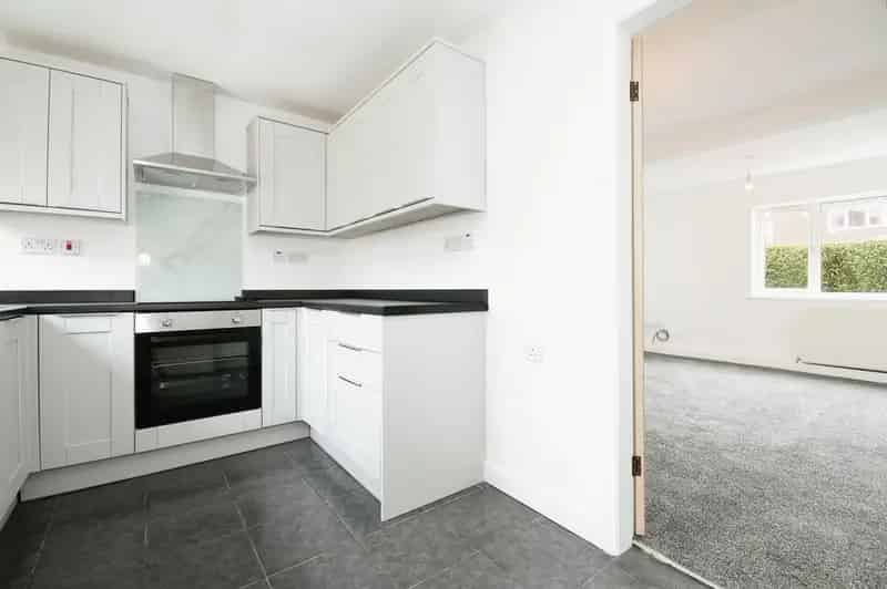 3 Bedroom Semi Detached House Holmewood Derbyshire