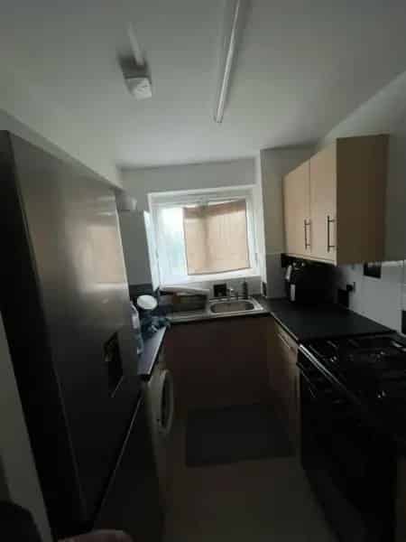 2 Bedroom Ground Floor Apartment with Outside Space