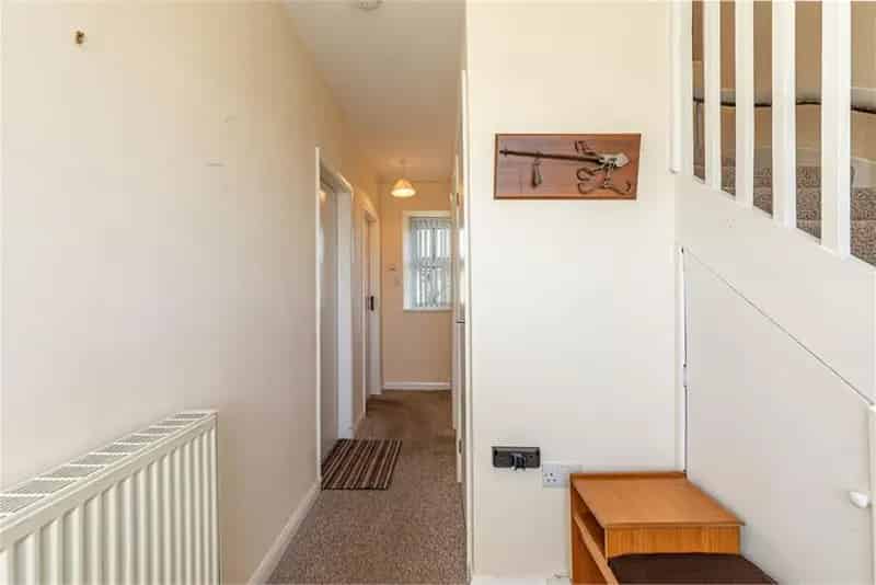 2 Bed House Terraced with 1 Reception Room and Garage