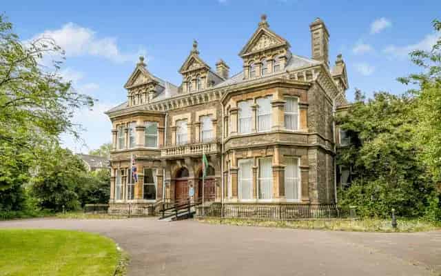 Mansion House Richmond Road Cardiff Grade II Listed Victorian Property