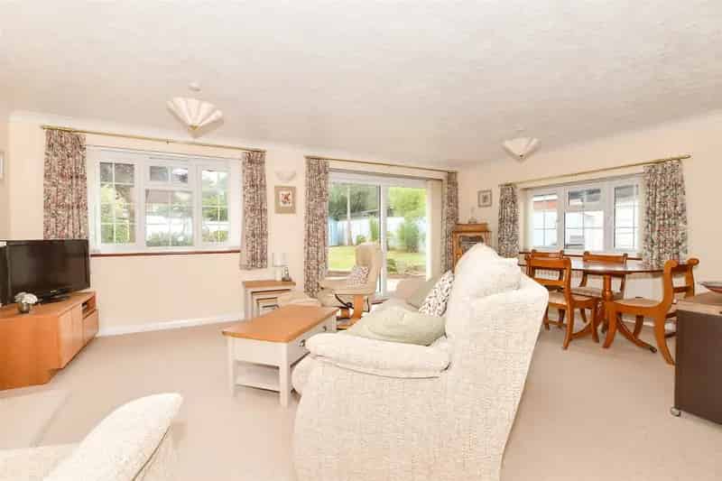 4 Bedroom Detached Bungalow For Sale