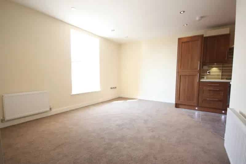 1 Bedroom Flat For Sale Kippax Grade II Listed Building