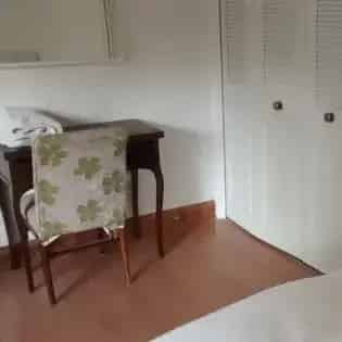 5-Bedroom House in London - Spacious Rooms and Modern Amenities