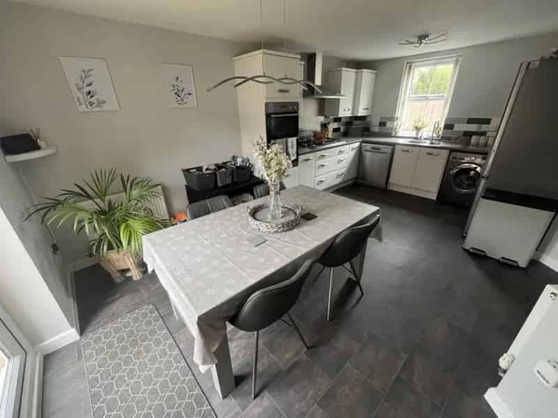 3 Bedroom House For Sale
