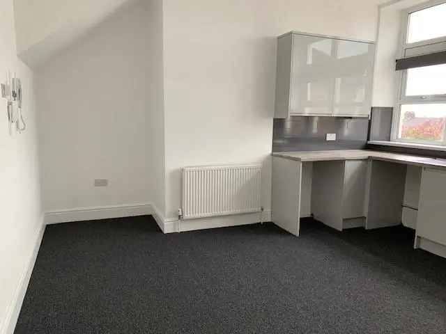 2 Bedroom Flat to Rent