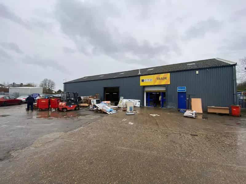 Sandfield Industrial Estate Warehouse Unit For Rent