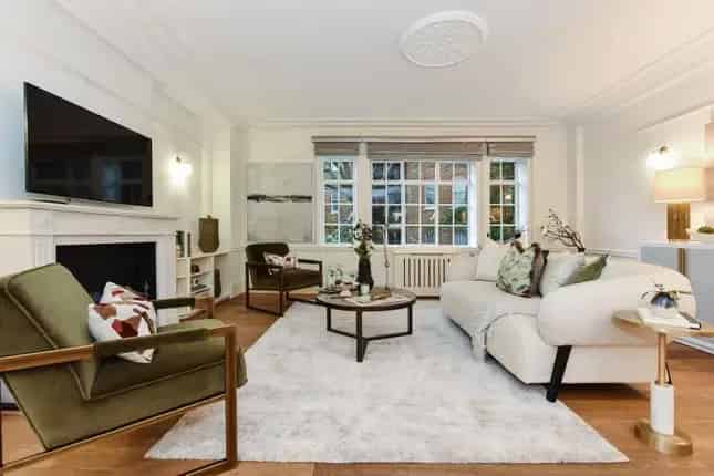 2 Bed Flat for Sale Knightsbridge Court Sloane Street SW1X