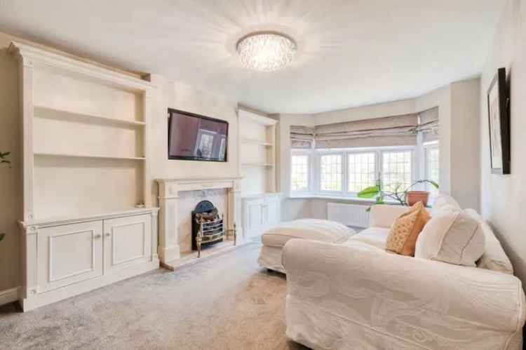 4 Bedroom Detached House for Sale in Rednal Birmingham