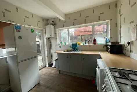 4 Double Bedroom House Southampton - July 2025