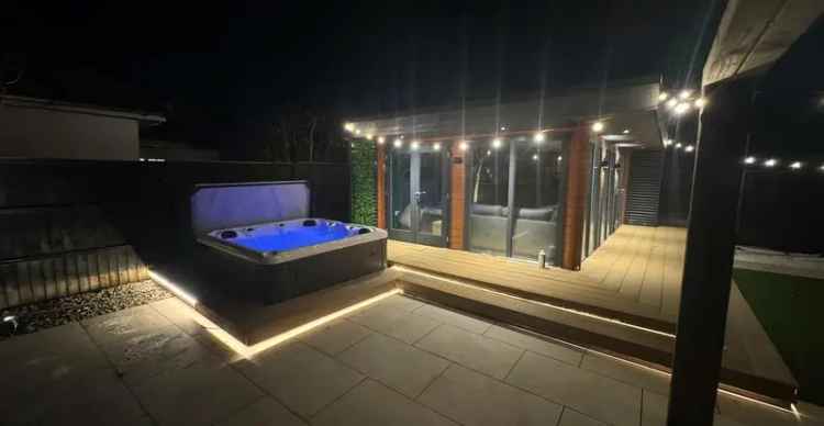 4 Bedroom Detached House for Sale in Cliffe Road Strood