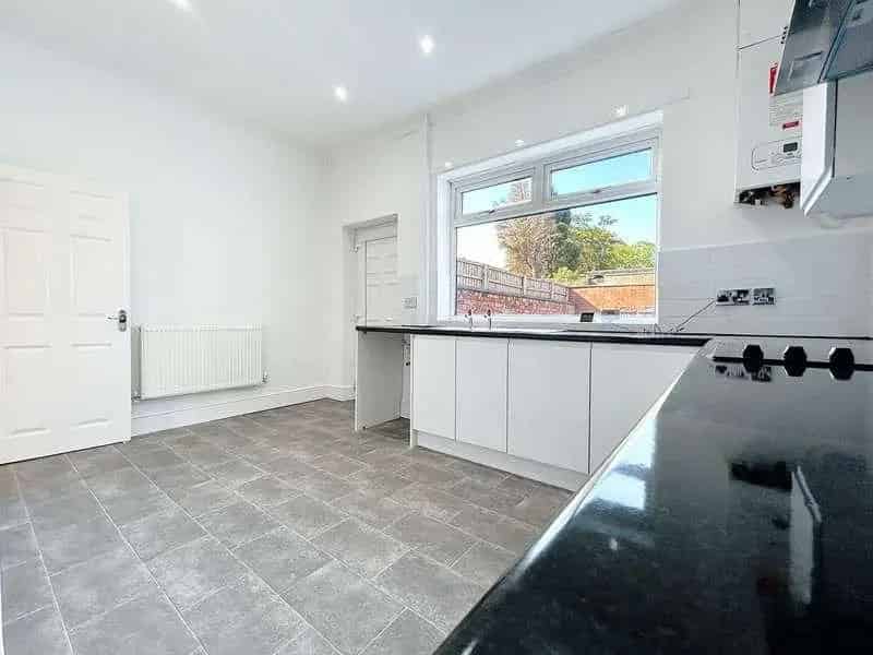 2 Bed House for Sale Recently Refurbished