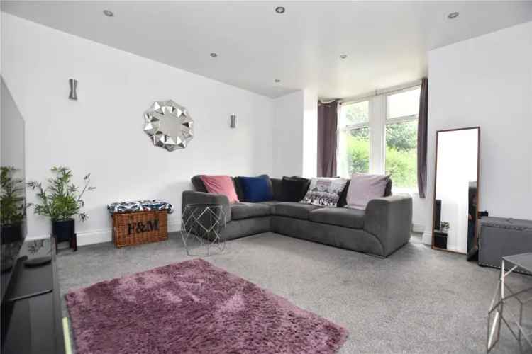 House For Sale in Kirklees, England