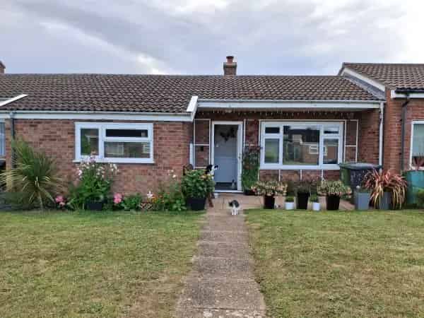 1 Bed Bungalow near Beaches - Retirement Living