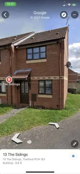 2 Bedroom House Near Town Centre and Swimming Centre