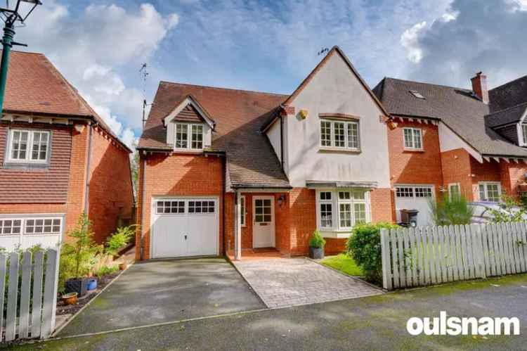 6 Bedroom Detached House For Sale