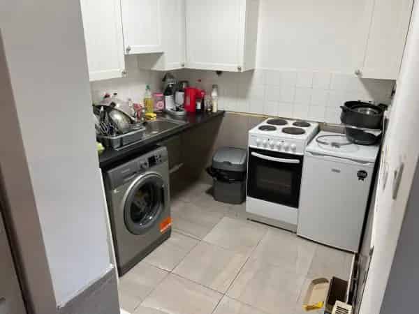 Flat For Rent , Dumbarton Road, Clydebank, Scotland