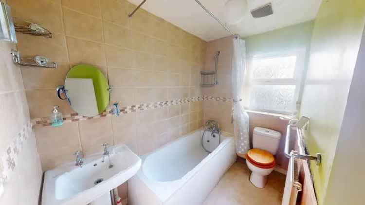 2 bedroom semi-detached house for sale