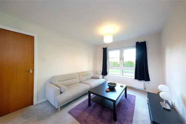 2 Bed Flat Ground Floor with Private Garage Edinburgh