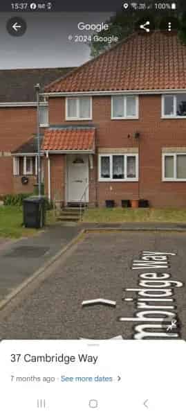 2 Bed Terraced House Near Shops and Transport