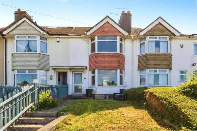 2 Bedroom Terraced House for Sale Headley Park