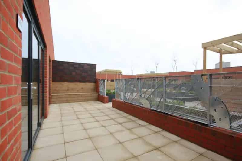 2 Bedroom Penthouse to Rent