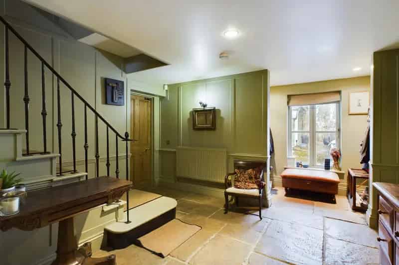 7 Bedroom Detached House For Sale Wyken Road Stanton