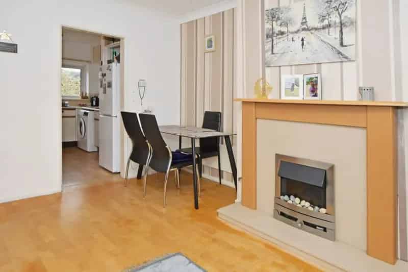 2 Bedroom Flat for Sale