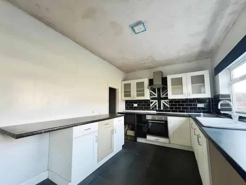 2 Bedroom House For Sale Near Amenities