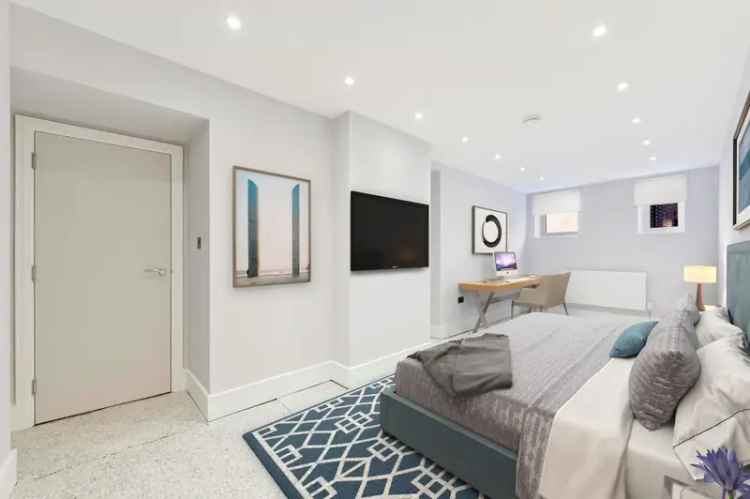 Contemporary Apartment - Herringbone Floors - Open Plan Living