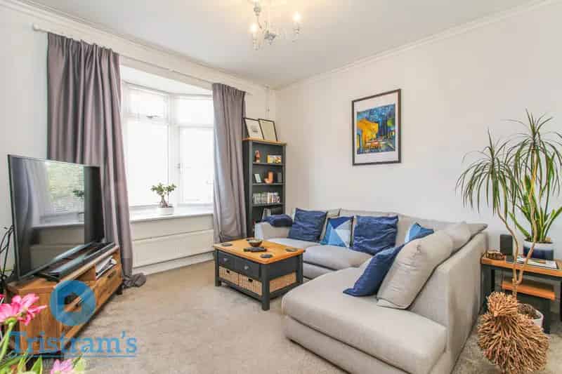 2 Bedroom End of Terrace House to Rent