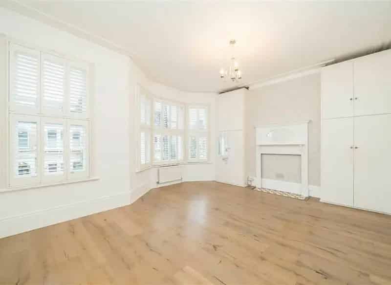 Impressive Family Home in Abbeville Village
