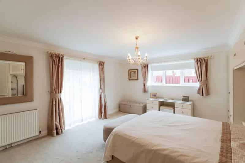 2 Bed Detached Bungalow for Sale