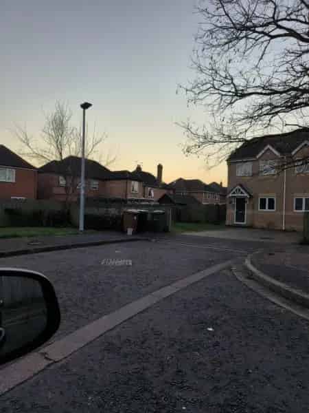 2 Bed House Near Schools Shops City Centre