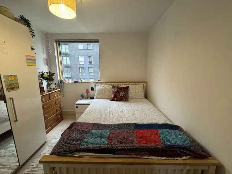 2 Bedroom Apartment Manchester New Century Park