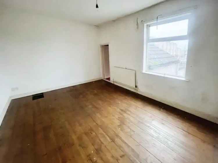 3 Bedroom Mid Terrace House Grimsby Lincolnshire DN32