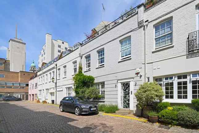 Mews house to rent in Princes Gate Mews, London SW7