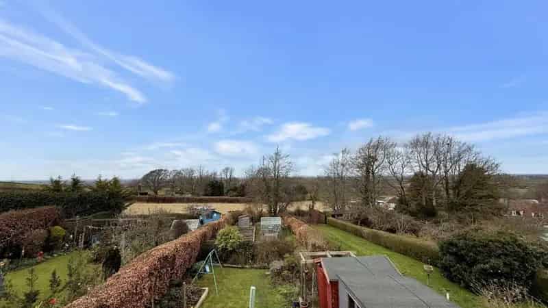 4 Bedroom Detached House For Sale - Sought After Village Location