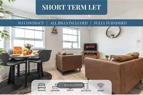 2 Bedroom Furnished Apartment Southampton Short Term Rental