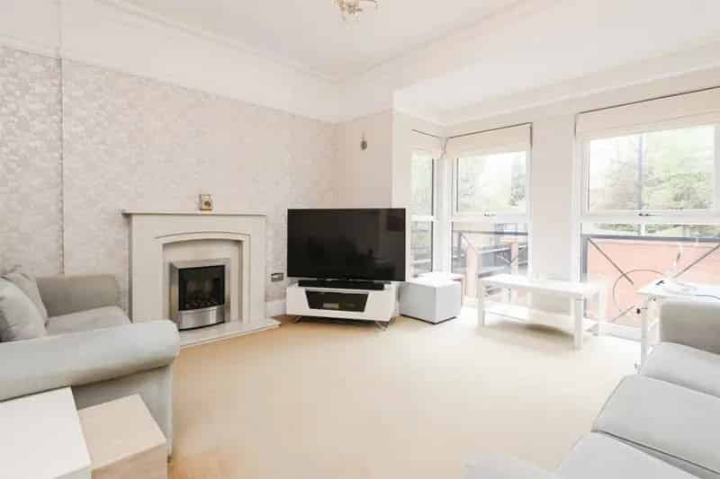 3 Bed House Harborne Birmingham Modern Kitchen Garden En Suite
